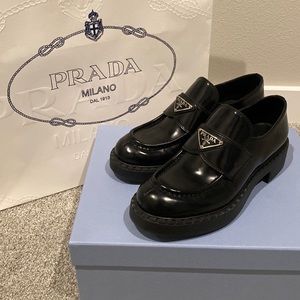 Authentic Prada leather loafers size 6.5 (EU 37) - Never worn!